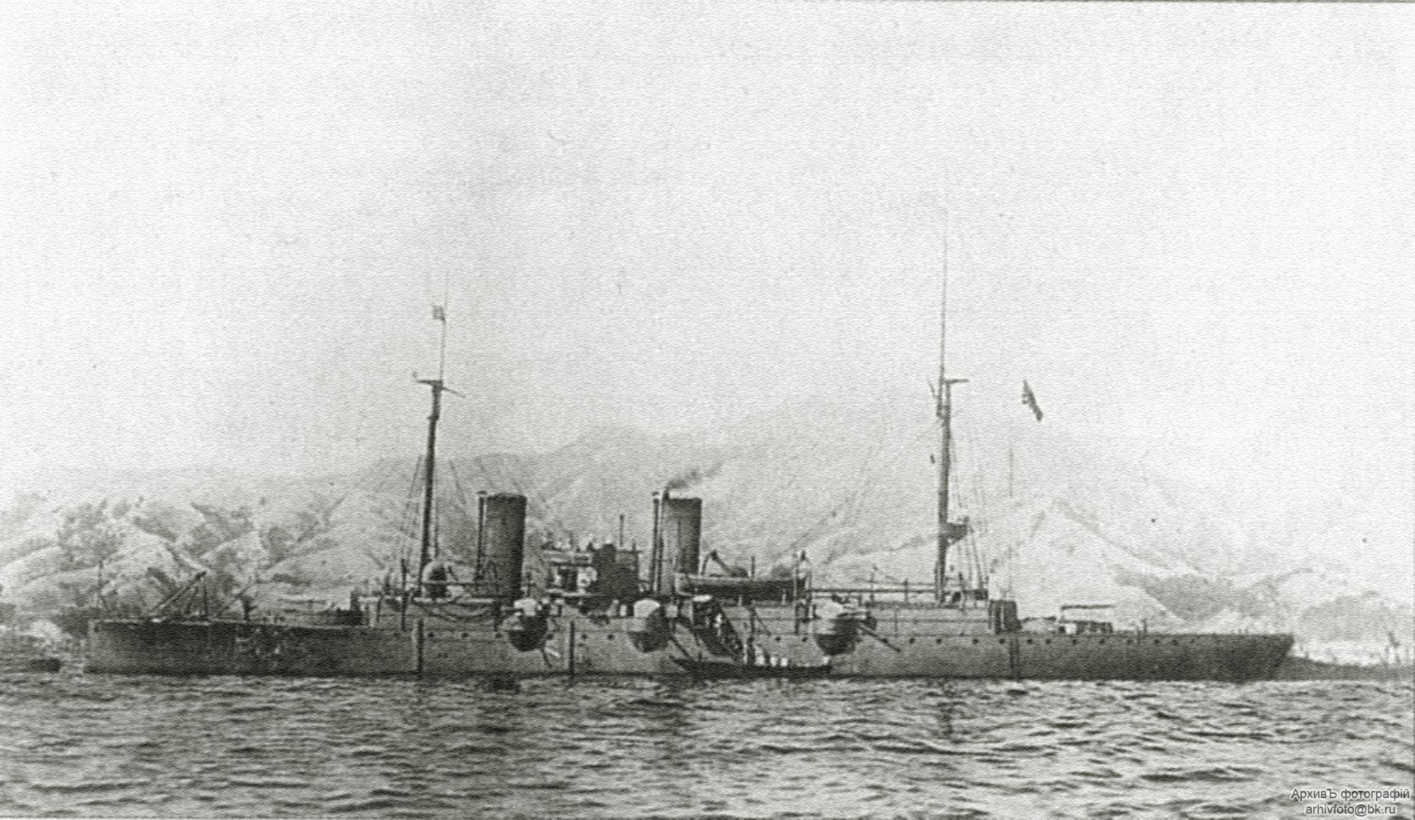 Бронепалубный крейсер Идзуми